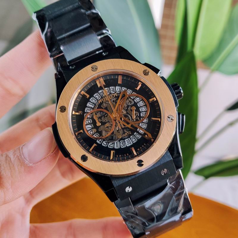 Hublot 43mm 092225